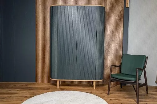 Шкаф Версаль (с радиусом, с фаской) массив дуба купить в Москве - фото №1