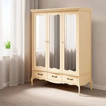 Шкаф Лебо  3х дверный с зеркальными дверями купить в Москве - фото №1