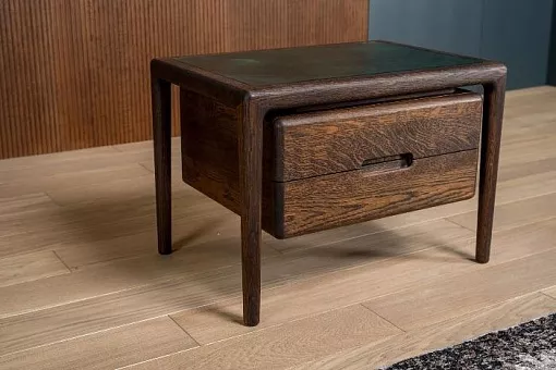 Тумба прикроватная Элегия массив дуба купить в Москве - фото №1