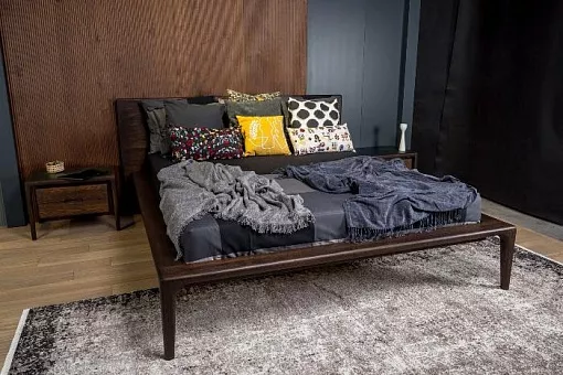 Двуспальная кровать Элегия 180х200 массив дуба купить в Москве - фото №1